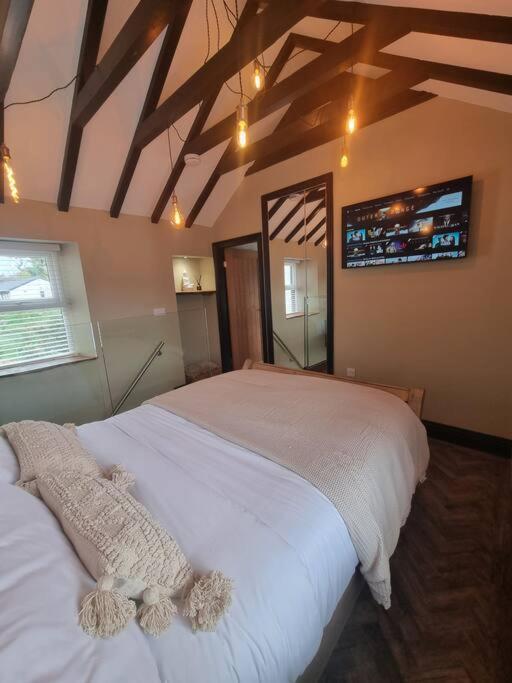 Luxurious Cottage With Hot Tub, Lake District Duddon Екстериор снимка