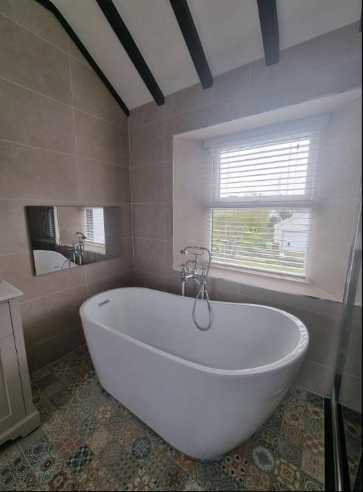 Luxurious Cottage With Hot Tub, Lake District Duddon Екстериор снимка